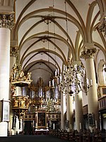 Post-Gothic - Columns with Renaissance capitals in the city church in Bückeburg (17th century)