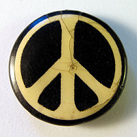 Campaign for Nuclear Disarmament badge (1960s)