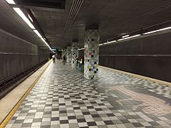 Platform of the LA Metro Hollywood/Western station