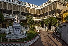 La Villa Naskar, une des grandes demeures bourgeoises de la ville.