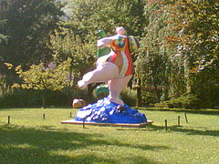 Les Baigneuses (Niki de Saint Phalle)