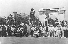 Inauguration de la statue par les Allemands (18 juillet 1943)