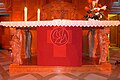 Altar mit Engelskulpturen