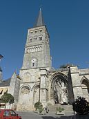 Sainte-Croix-Notre-Dame in La Charité-sur-Loire