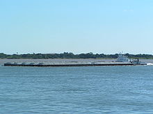 Un convoi sur le río Paraná.