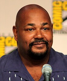 Kevin Michael Richardson interprète Stan.