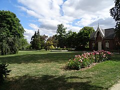 Le square de Villeneuve.