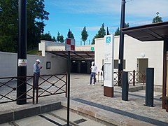 Arrivée du couloir de correspondance avec le RER à Saint-Germain-en-Laye.