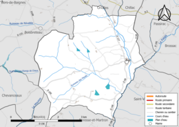 Carte en couleur présentant le réseau hydrographique de la commune