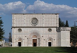 Basilica di Santa Maria di Collemaggio, L'Aquila.