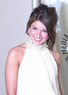 Shenae Grimes interprète le rôle d'Annie Wilsoni