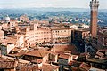 Vue depuis le facciatone, vestige du Duomo Nuovo.