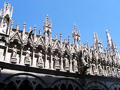 Detalle de Santa Maria della Spina (Pisa)