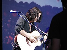 Kilminster performing with Roger Waters' band at Arrow Rock Festival, 2006