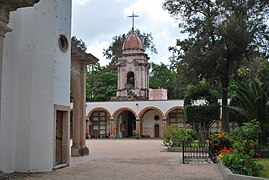 Cementerio en Encarnación de Díaz