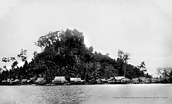 Gaunan Island, off the coast of Port Holland, Maluso, circa 1926