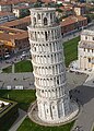 La Torre pendente, tour penchée et campanile.