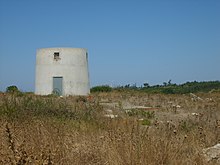 Ancien moulin partiellement rénové