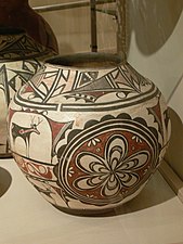 Pueblo people pottery
