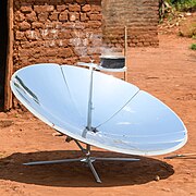 Solar cooker in rural Uganda