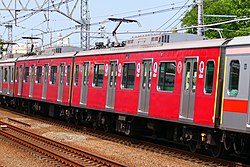 4112編成中のサハ4412・デハ4512号 （2023年4月 田園調布駅 - 多摩川駅間）