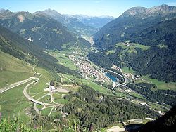 Vue du village d'Airolo, dans la Léventine.