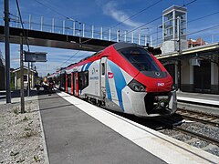 La gare est desservie par la ligne L1 du Léman Express.