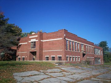 Emma Williard School near Brady Lake, October 2011. Closed since 1978