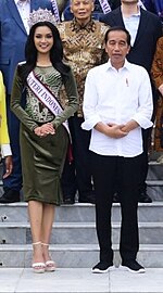 Nariswari next to the President of the Republic of Indonesia, Joko Widodo on 2023 in Istana Negara.