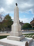 Autre vue du monument aux morts