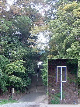 写真の撮り方説明-手ブレ-山門2