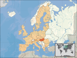  হাঙ্গেরি-এর অবস্থান (কমলা) – Europe-এ (তামাটে & সাদা) – the European Union-এ (তামাটে)  –  [ব্যাখ্যা]