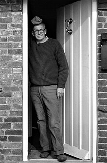 Artist Joseph Mellor Hanson at his home in Sussex, a few weeks before his death in 1963