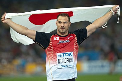 Koji Murofushi, do Japão, campeão do martelo.