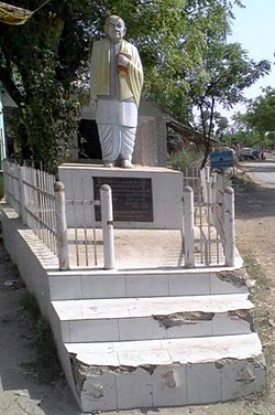 Sardar Patel's statue at Sardar Vallabhbhai Patel Chowk in Katra Gulab Singh, Pratapgarh