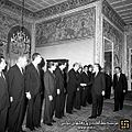 Shah visiting Bakhtiar cabinet before his exit from Iran