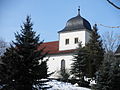 Kirche mit Ausstattung, Kirchhof und Einfriedung