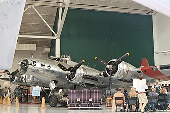 B-17G-95DL 44-83785