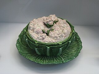 Terrine en forme de chou-fleur (Paul Hannong)[28].