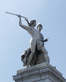 "Athena/Jungen", on the Schloßbrücke