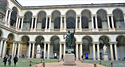 Brera Academy internal courtyard