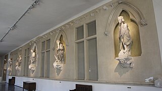 La façade de la Maison des musiciens sauvée et remontée au Musée de Reims.