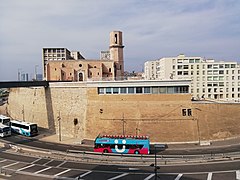 Église Saint-Laurent et canal, vus du fort.