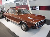 Audi 100 Viertürer (1974–1976)