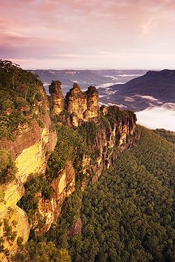 Three Sisters, Australia