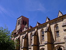 Abbatiale Saint-Robert, vue côté cloître