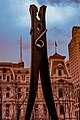 Wäscheklammer-Skulptur von Claes Oldenburg, Centre Square, Philadelphia, USA[13]