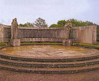 Monument at Ste Géneviève.