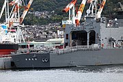 「さみだれ」の艦尾。艦尾に曳航具繰出口が見える（円形の2つ孔）