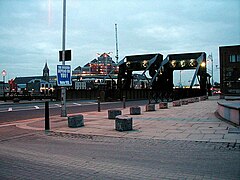 Lifting bridges at Custom House Quay, 2002